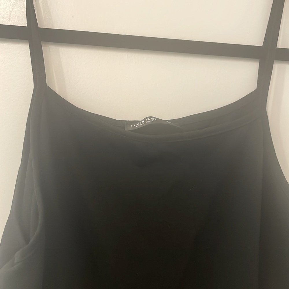 Tank - Picture 2 of 4